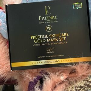 Prédiré Paris Gold Mask Set - Black and Gold